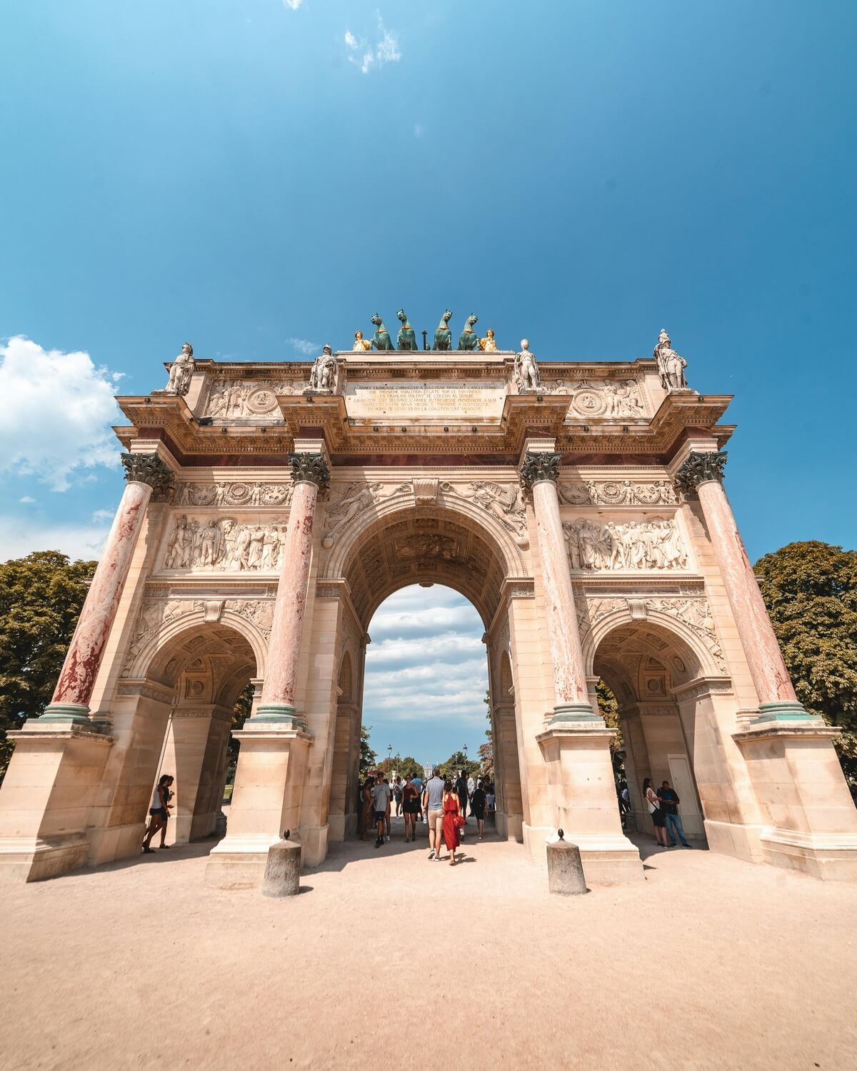 Arc triomphe Louvre