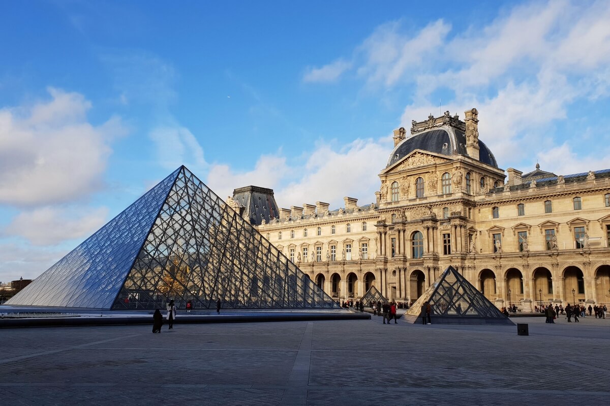 Photo musée Louvre jour